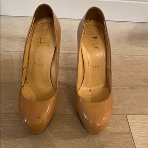 Christian Louboutin nude patent heels size 37.5